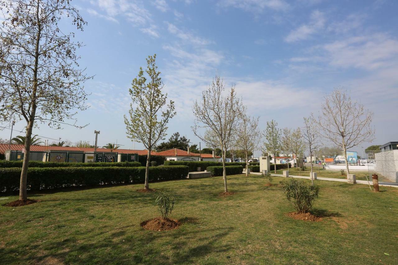 Oli'S Luxury Apartment Salonic Exterior foto